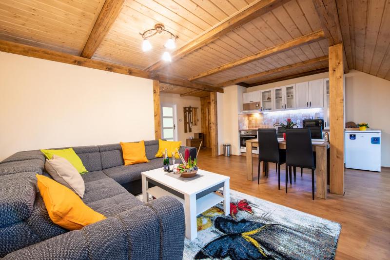 Double Room with Private Bathroom image 1