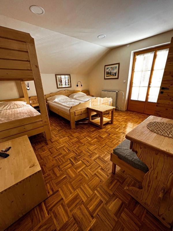 Quadruple Room image 1