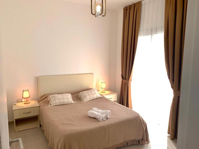 Beautiful & Quiet Two-Bedroom Apartment with Private Garden Lukomorye C1 - image 5