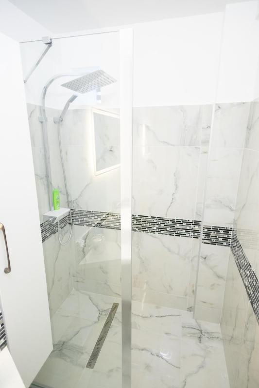 White home - image 6