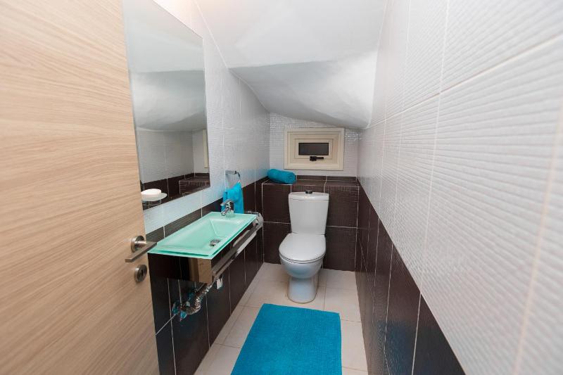 Pernera Holiday Villa 588 - image 9
