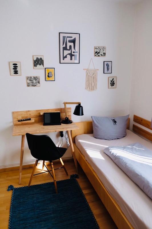Single Room image 4