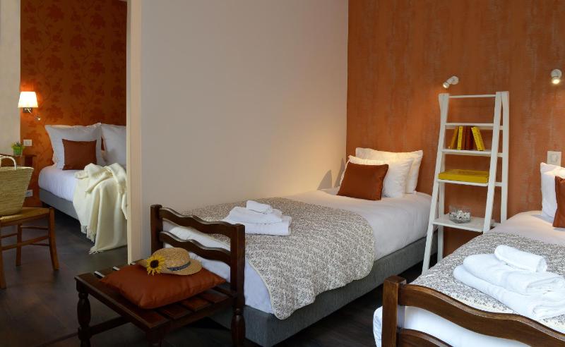 Deluxe Double Room image 1