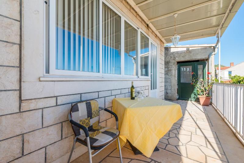 One-Bedroom Apartment with Balcony image 1