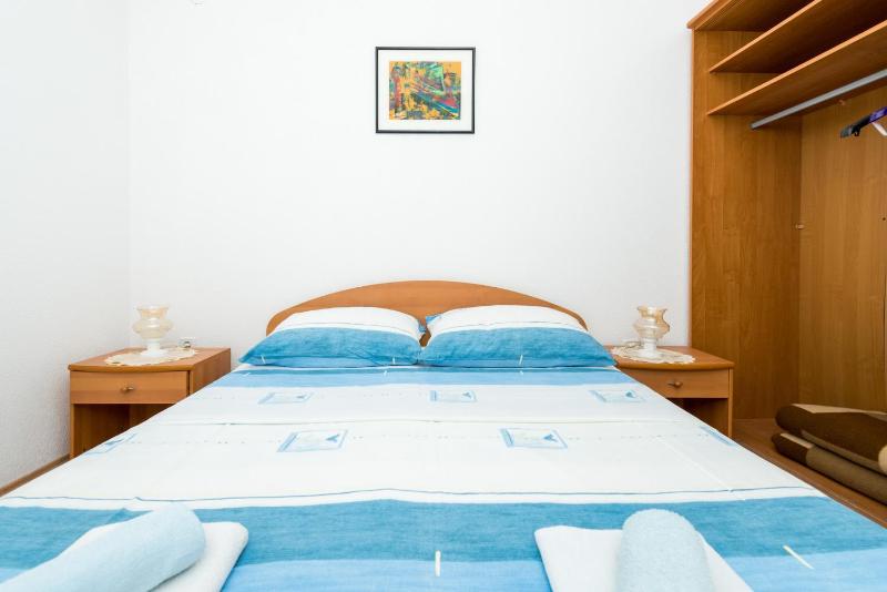 One-Bedroom Apartment with Balcony image 4