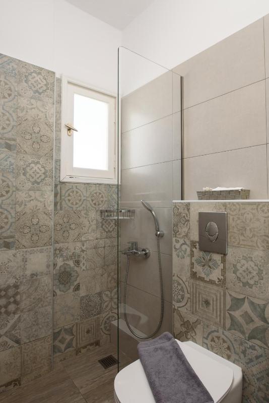 Double or Twin Room image 4