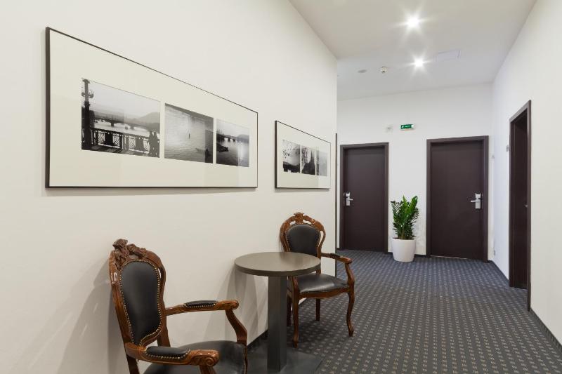 Hotel Prague Inn - image 5