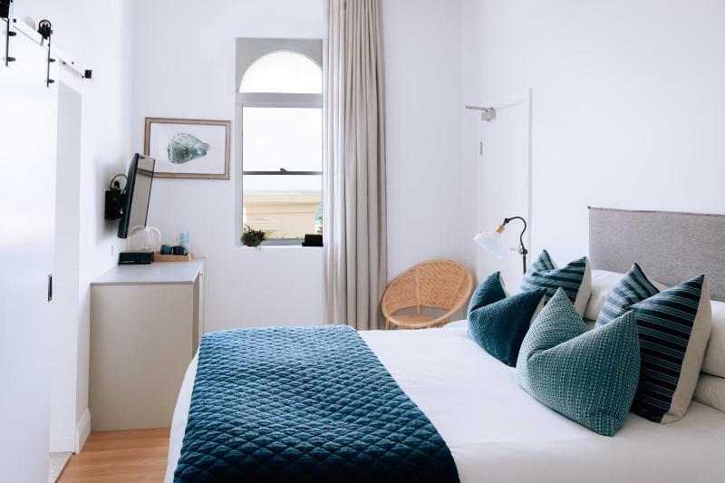 King Room image 4