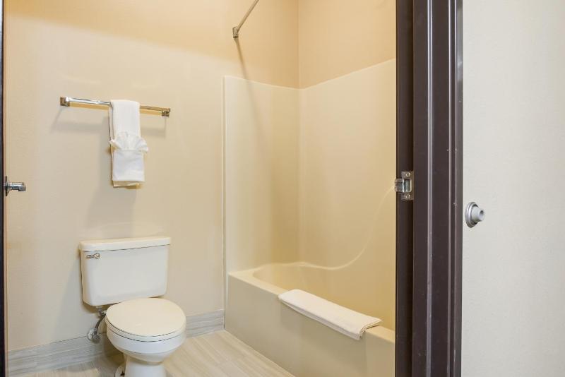 Standard King Room - Non-Smoking  image 1