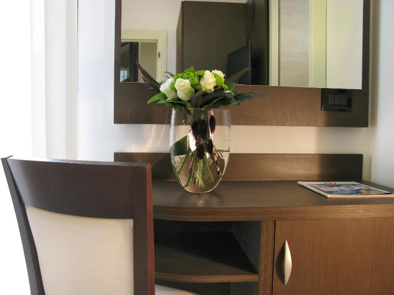 Exclusive Suite image 3