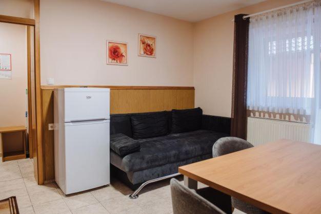 Two-Bedroom Apartment image 4