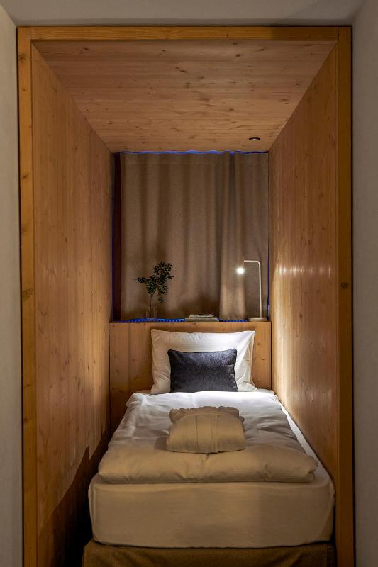 Single Room with Shower image 3