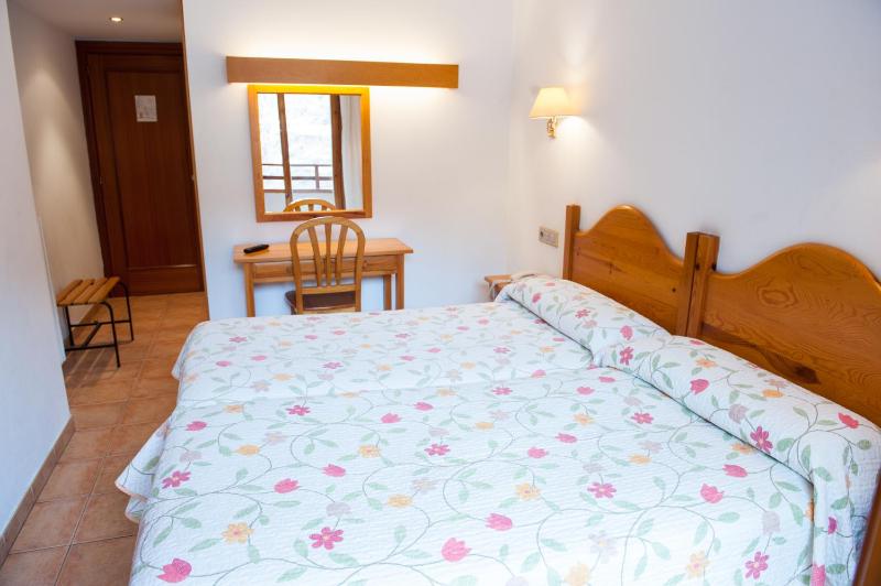 Double or Twin Room image 1