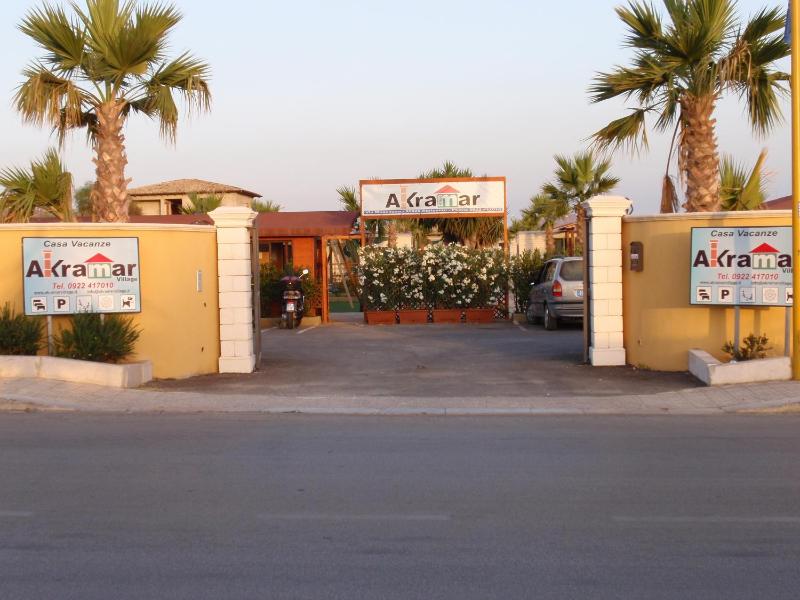 Akramar Village - image 1