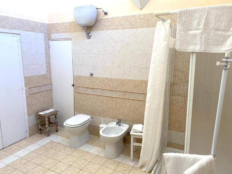 Superior Triple Room with Sea View image 2