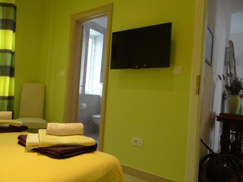 Double Room with Balcony 2 image 2