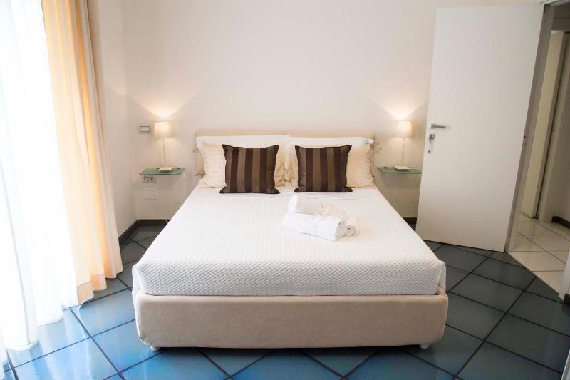 Dimora Salernum Apartment - image 21