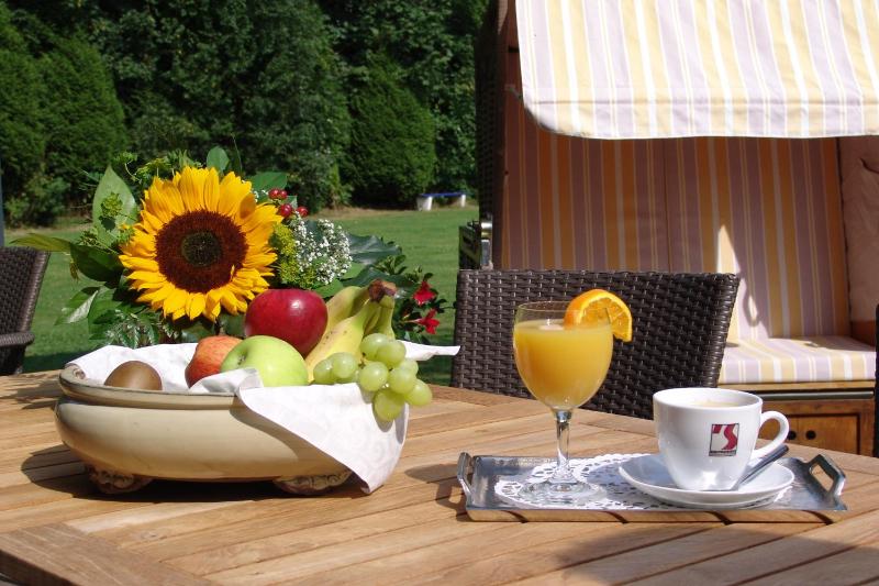 Hotel Garni Landhaus Uttum - image 13