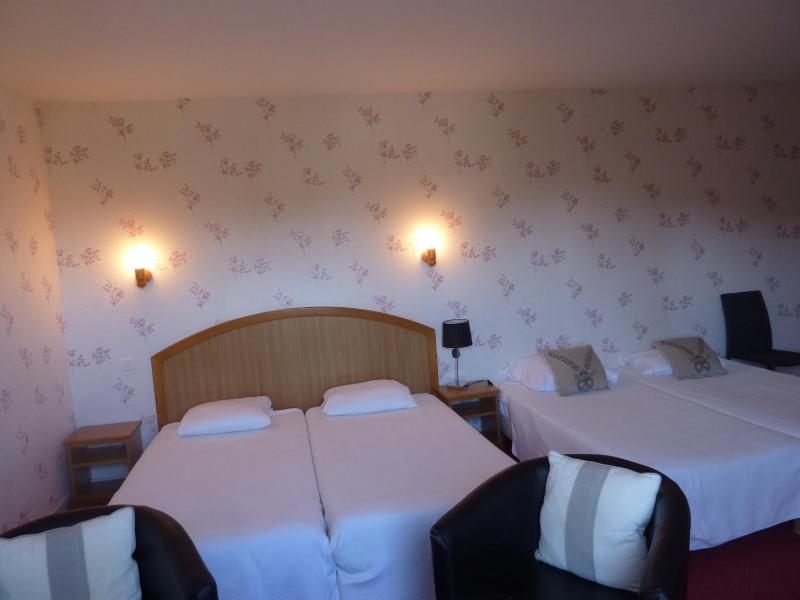 Quadruple Room image 3