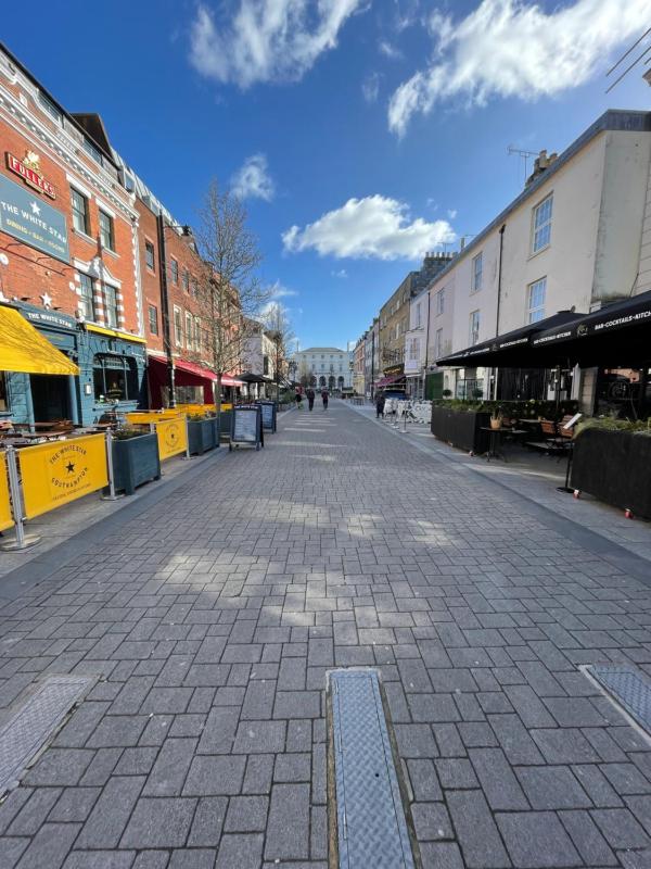 Oxford Street Stays - image 1