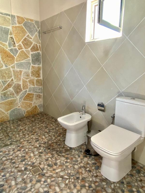 Tani's House - image 5