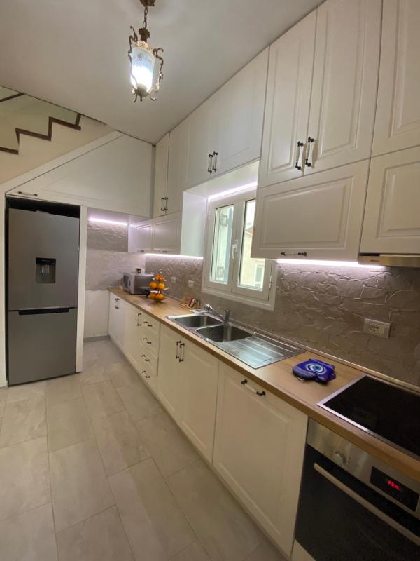 Tani's House - image 10