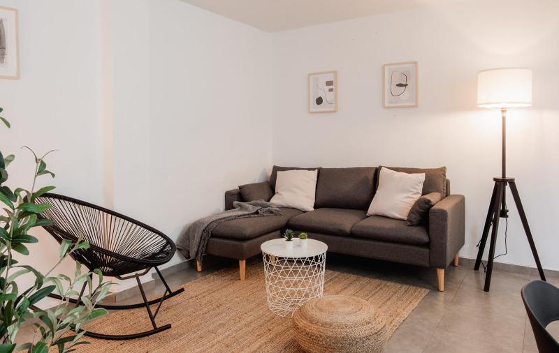 Three-Bedroom Apartment - 5th Floor image 4