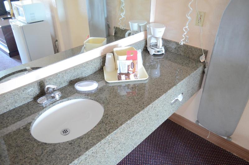 Americas Best Value Inn NRG Park Medical Center - image 50