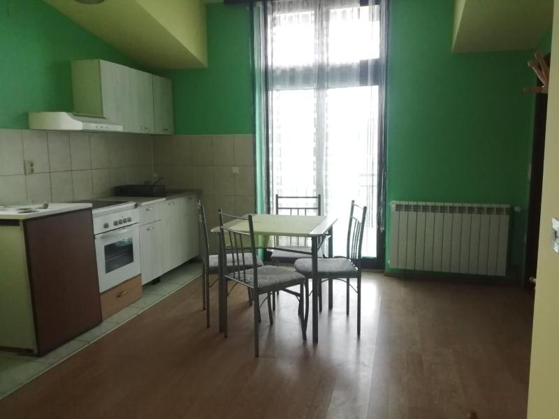 Apartment with Mountain View image 1