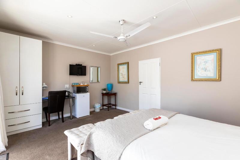 Fish Eagle Manor - image 8