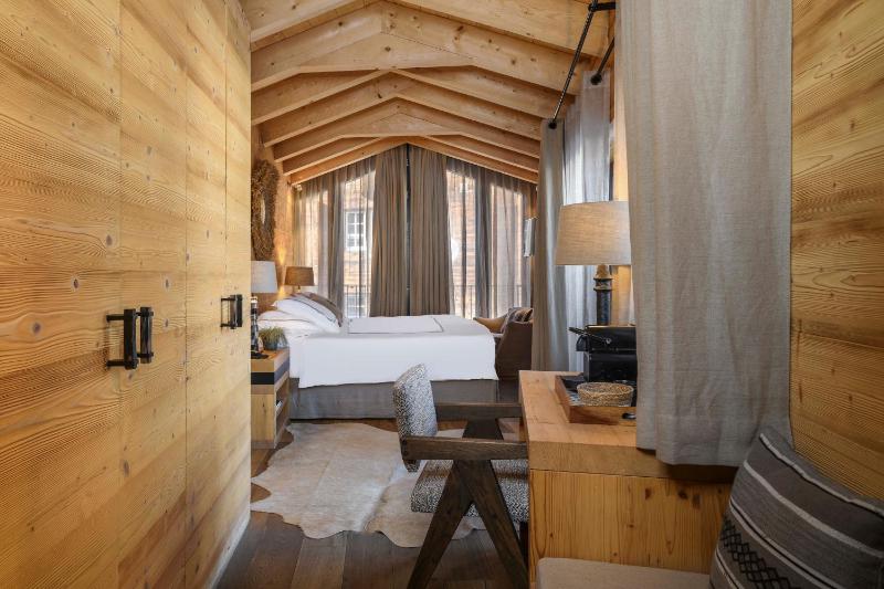 Style Double Room image 3