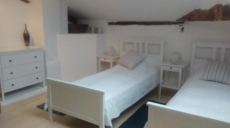 Two-Bedroom Apartment with 2 Bathrooms  image 4