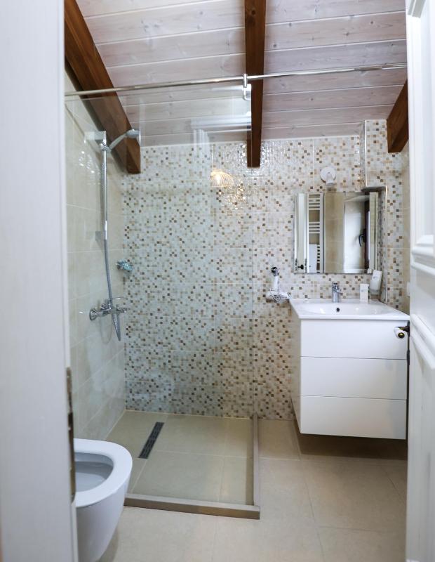 Double Room image 2