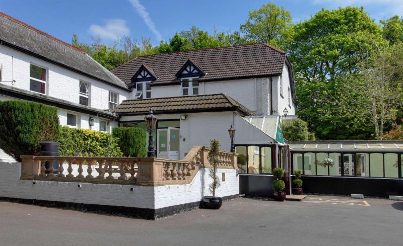 Ashley Court Hotel - image 27