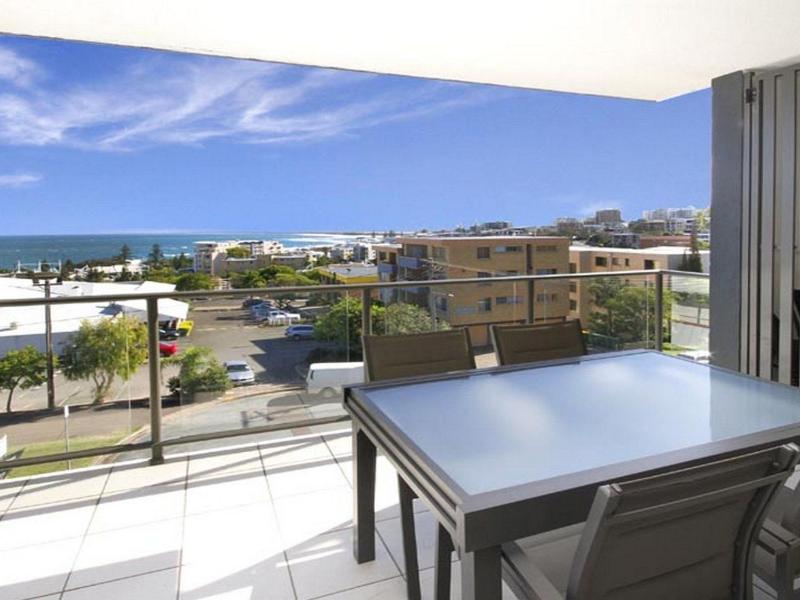 Apartment with Sea View image 1