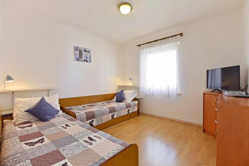 Apartment in Porec with balcony WiFi 819-4 - image 2