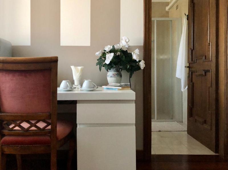 Double Room with Mountain View image 2