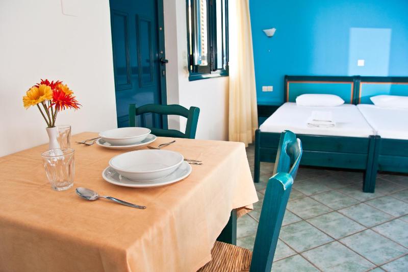 Marelina Villas - image 14