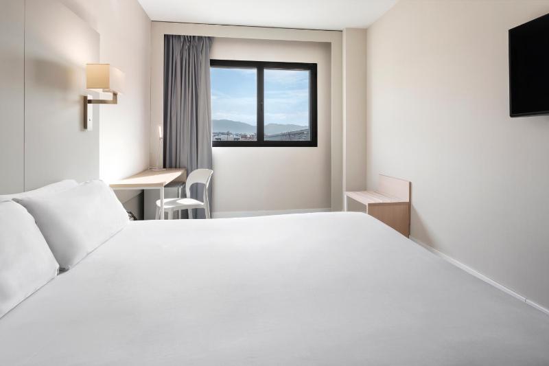 Double or Twin Room image 1