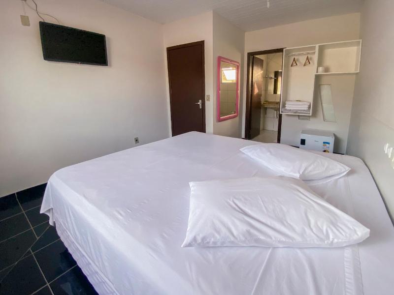 Hotel GUINZA - image 2