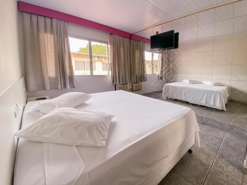 Hotel GUINZA - image 41