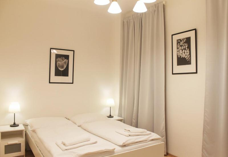 Modern apartment Michalska 6 - image 2
