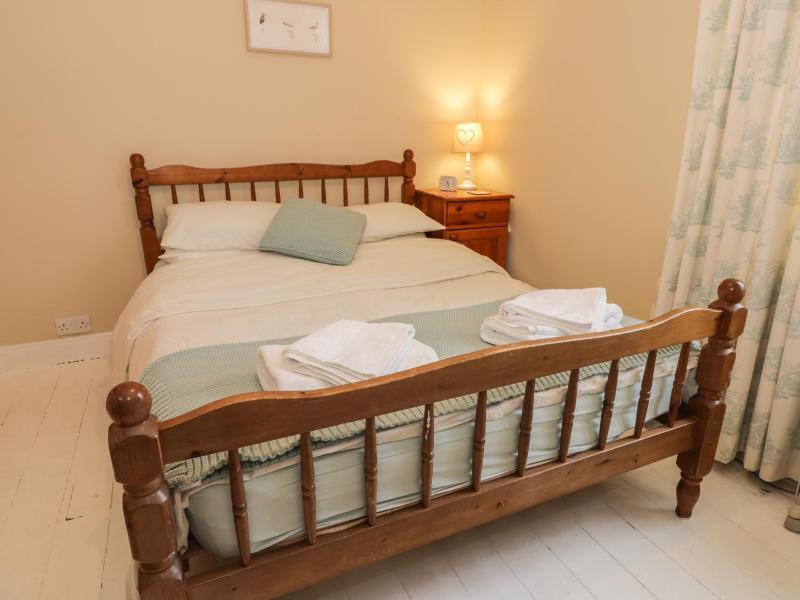 St Mary's Cottage - image 5