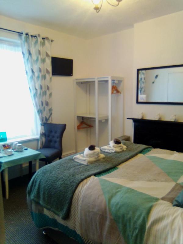 Standard Double Room image 2