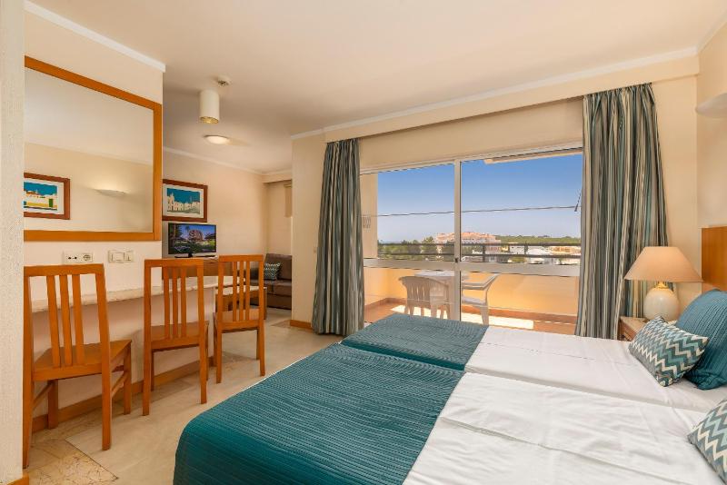 Junior Suite image 3