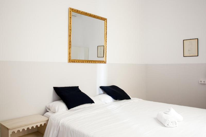 Six-Bedroom Apartment 1º 1ª image 2