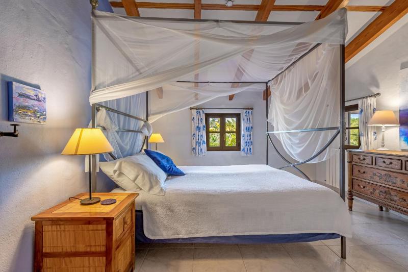 Studio Apartment image 1