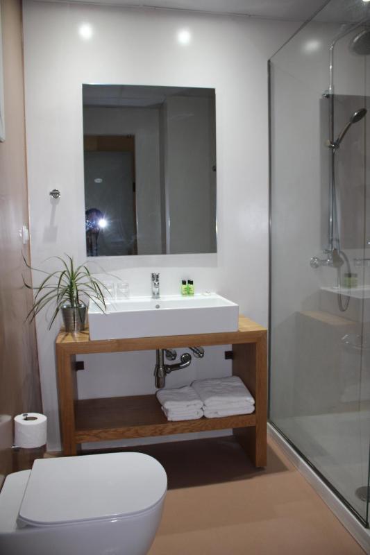 Twin Room with Sea View image 3