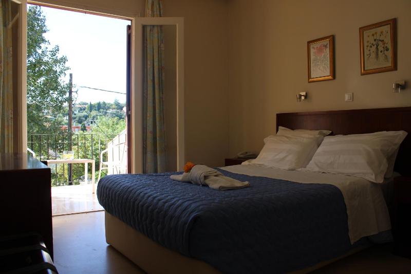 Single Room image 4