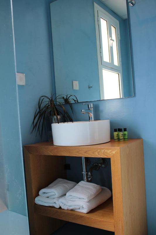 Single Room image 2